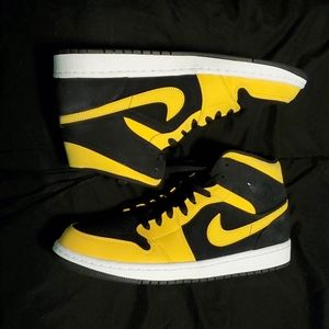 Air Jordan 1 (black and yellow) reverse new love